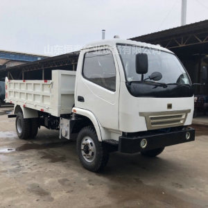 WC5J防爆柴油機(jī)無(wú)軌膠輪車